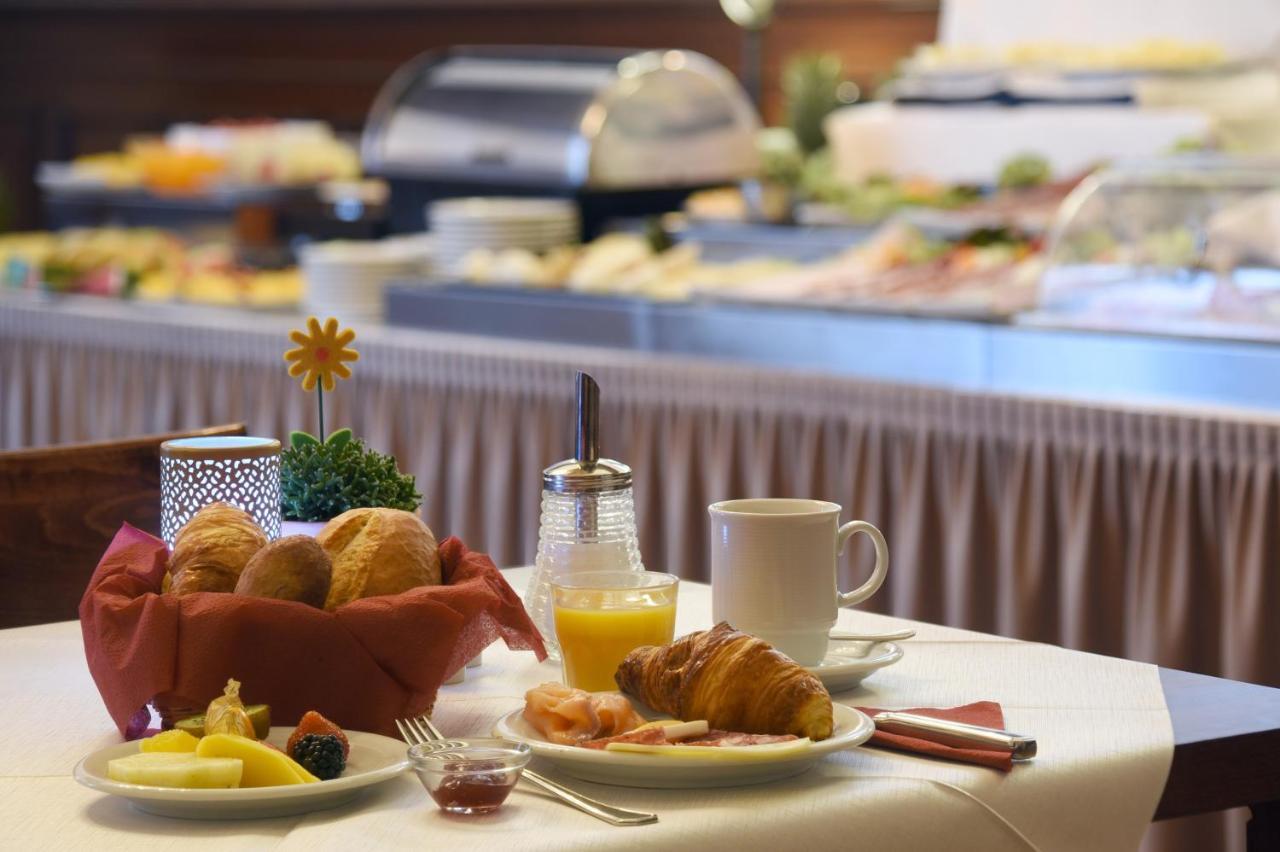 Hotel Tiergarten Berlin Ngoại thất bức ảnh